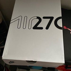 Nike Air Max 270